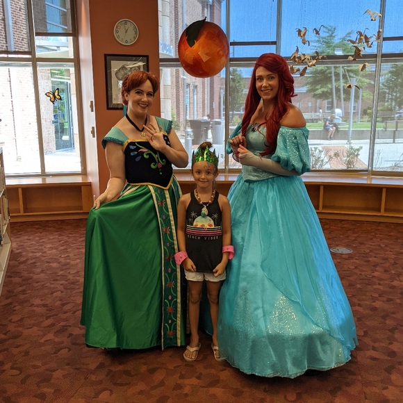 Meet your Posher, Kit - Picture 2 of 3